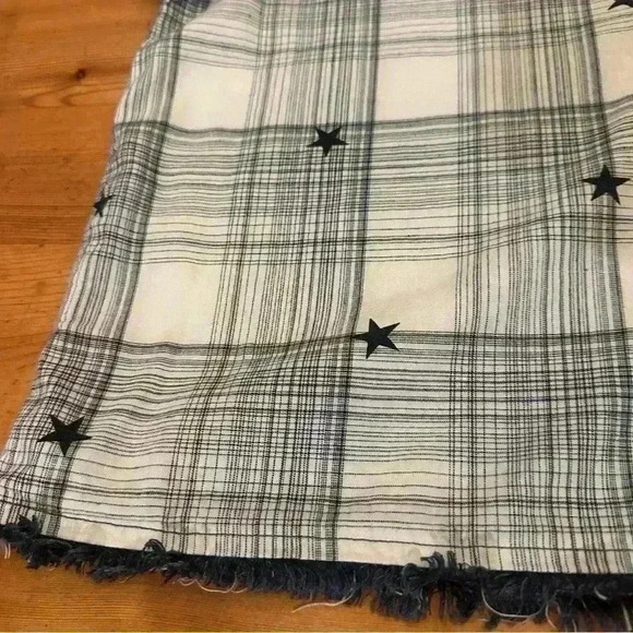 Cloth & Stone anthropologie Boho Stars & Stripes
Short Sleeve Top size M - Picture 4 of 9